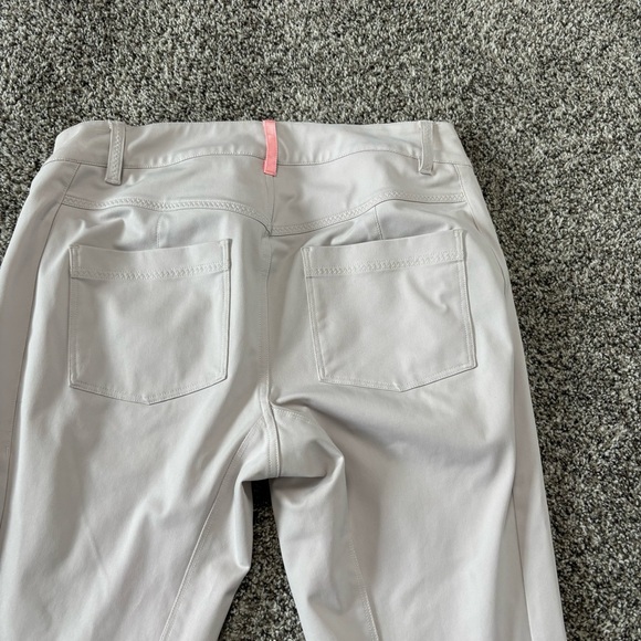 🌸Spring Sale 50% Off🌸 Lululemon Out & About Pant Dune - Picture 12 of 16